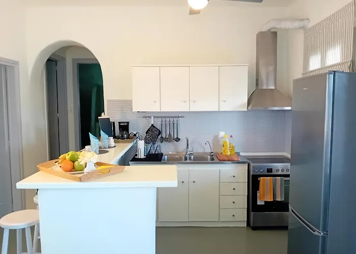 Ione Seaside * Santa Maria (Paros)